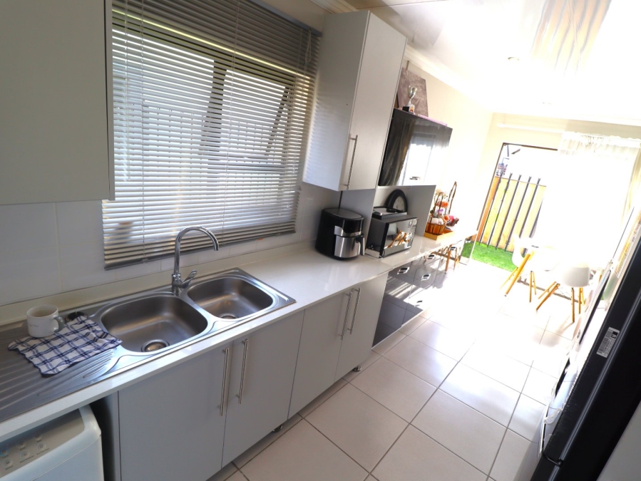 2 Bedroom Property for Sale in Heidedal Free State